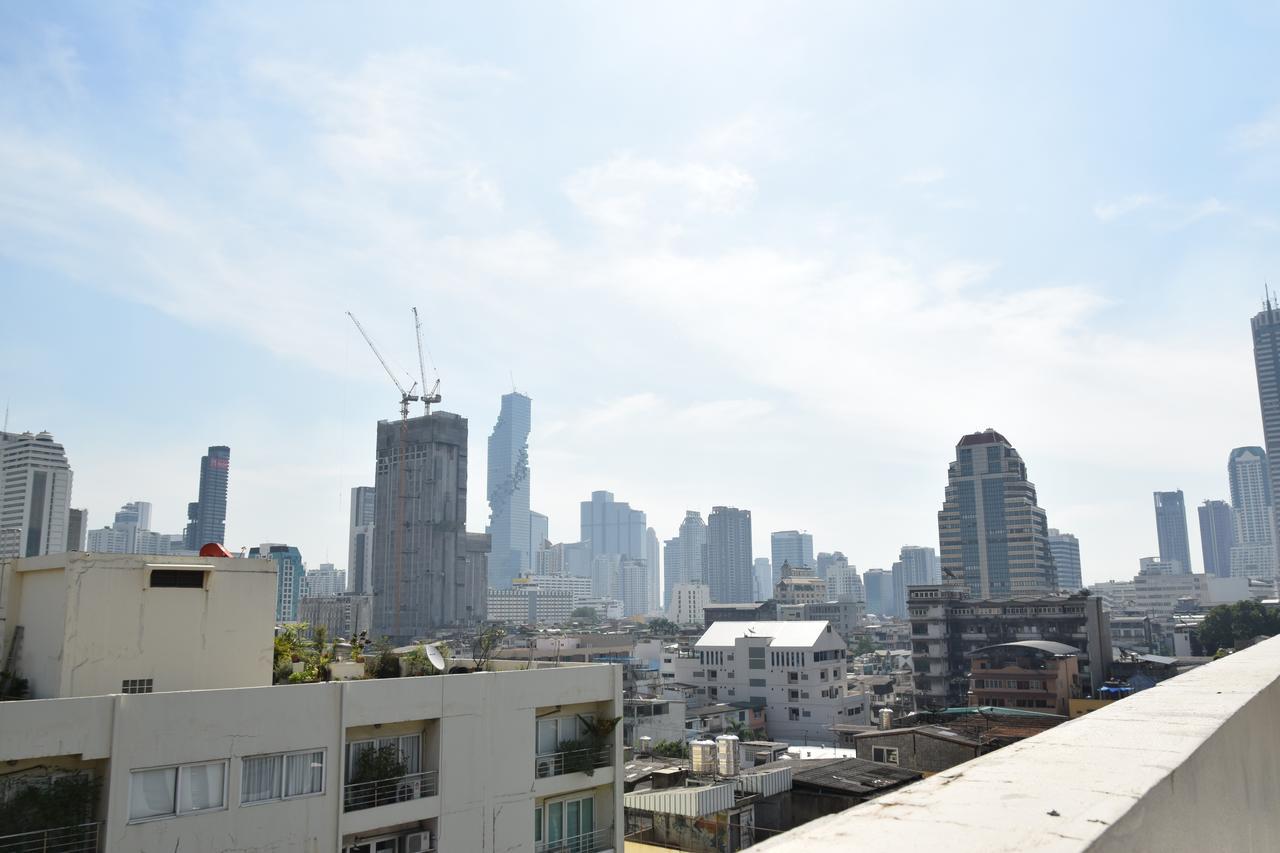 Like Home Bangkok Eksteriør billede